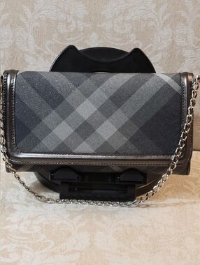 BURBERRY METALLIC NOVA CLUTCH WALLET W CHAIN